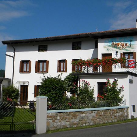 Agriturismo Alle Ruote Meduno المظهر الخارجي الصورة