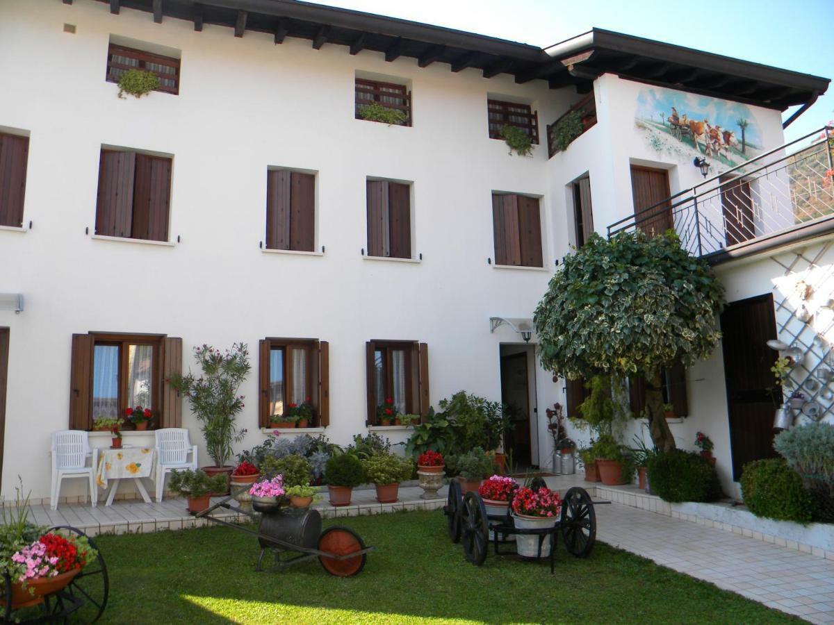 Agriturismo Alle Ruote Meduno المظهر الخارجي الصورة